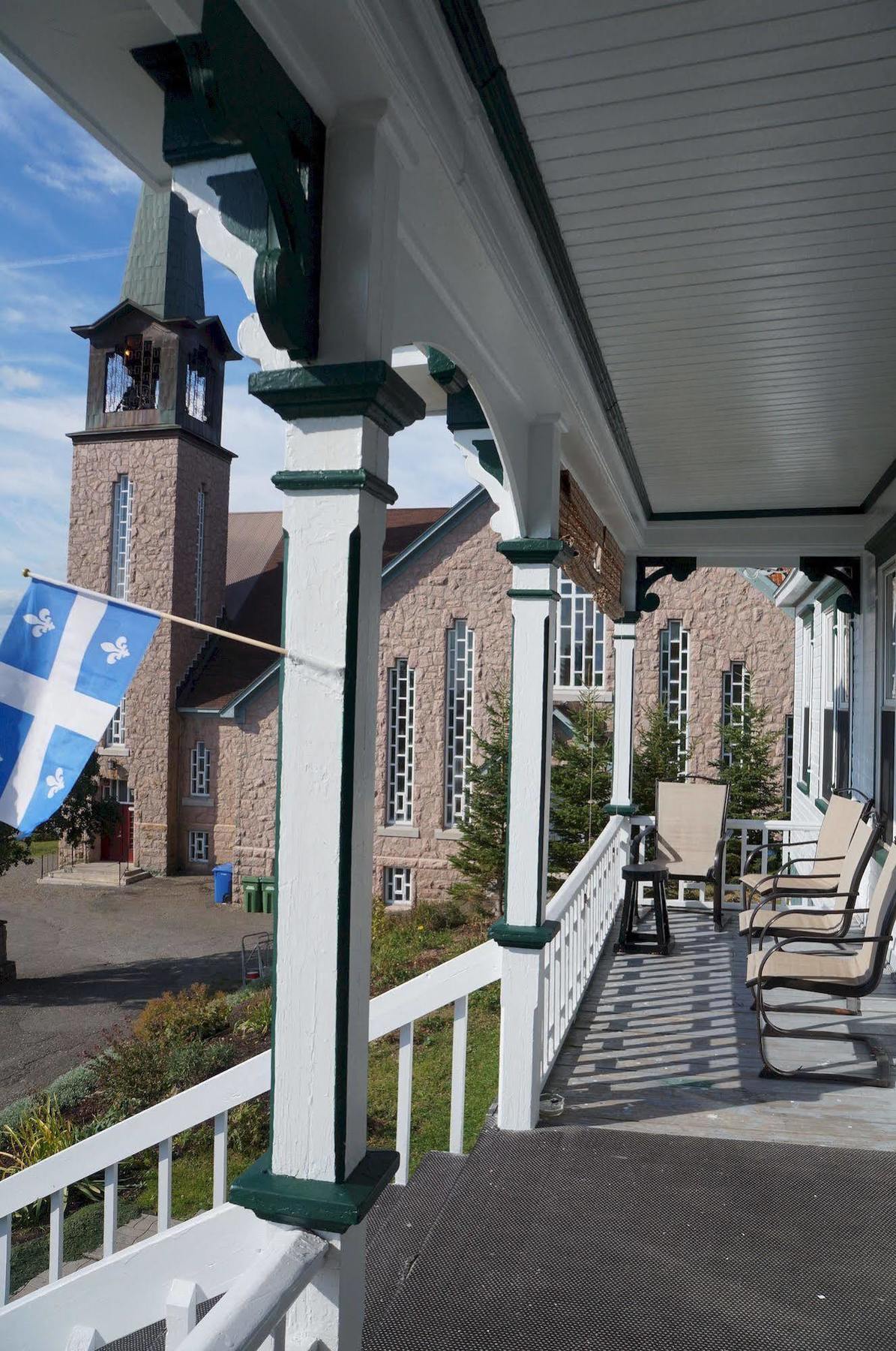 Le Manoir Du Vieux Presbytere Port-Daniel Exterior photo